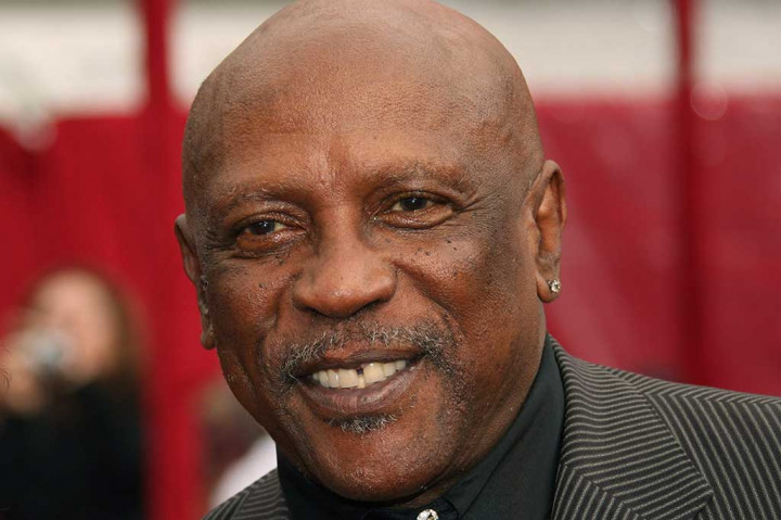 Louis Gossett Jr, orang kulit hitam pertama yang memenangi Oscar untuk aktor pendukung terbaik atas penampilannya sebagai instruktur latihan keras dalam 