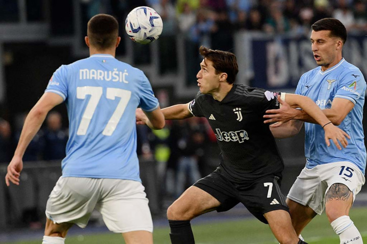 Gol semata wayang yang dibukukan Adam Marusic mengunci kemenangan 1-0 tuan rumah Lazio atas tamunya Juventus, pada pertandingan Liga Italia di Stadion Olimpico, Roma, Sabtu, 30 Maret 2024.