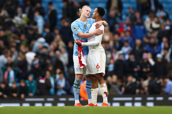 Tambahan satu angka membuat City tak beranjak dari peringkat tiga dengan 64 poin dari 29 pertandingan. Sementara Arsenal terpaku di posisi dua dengan 65 angka dari 29 laga.
