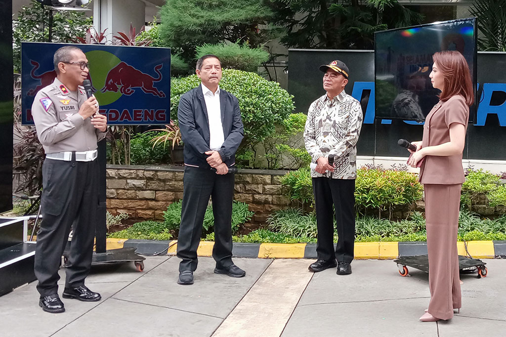 Brigjen Yusri menambahkan bahwa Polri menerjunkan sebanyak 155 ribu personel untuk Operasi Ketupat dan Operasi Nusa jika terjadi bencana alam. 