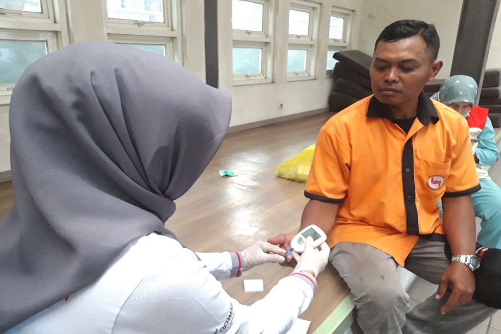 Kepala Dinas Kesehatan Kota Malang Husnul Muarif menyatakan sebanyak 118 sopir menjalani tes kesehatan, termasuk tes urin guna memastikan mereka bebas narkoba.