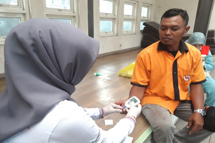Kepala Dinas Kesehatan Kota Malang Husnul Muarif menyatakan sebanyak 118 sopir menjalani tes kesehatan, termasuk tes urin guna memastikan mereka bebas narkoba.