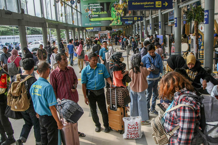 Ixfan mengatakan jumlah kedatangan ke Daop 1 Jakarta pada tanggal 2 April 2024, dikatakan Ixfan, sebanyak 13.940 penumpang pada angkutan lebaran tiba dibeberapa stasiun seperti Gambir, Pasarsenen dan stasiun lainnya yang ada diwilayah daop 1.