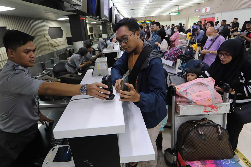 EGM KCU PT Angkasa Pura II, Dwi Ananda Wicaksana menyebutkan bahwa saat ini jumlah pergerakan penerbangan tercatat ada sekitar 987 penerbangan dengan 130 ribu penumpang. Sementara, untuk extra flight internasional ada 74 penerbangan dan domestik extra flight-nya sudah ada sekitar 1.473 penerbangan.