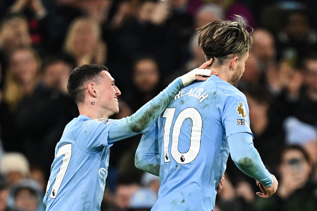 Di sisa waktu, tidak ada gol tambahan yang tercipta. City menang 4-1 atas Aston Villa di Stadion Etihad.