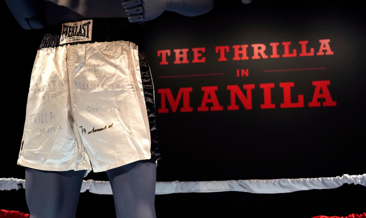 Celana itu digunakan Ali saat melawan Joe Frazier pada 1975 dalam duel bertajuk Thrilla in Manila di Filipina. Setahun sebelumnya, celana pendek itu digunakan pada duel 'Rumble in the Jungle' di Republik Demokratik Kongo.