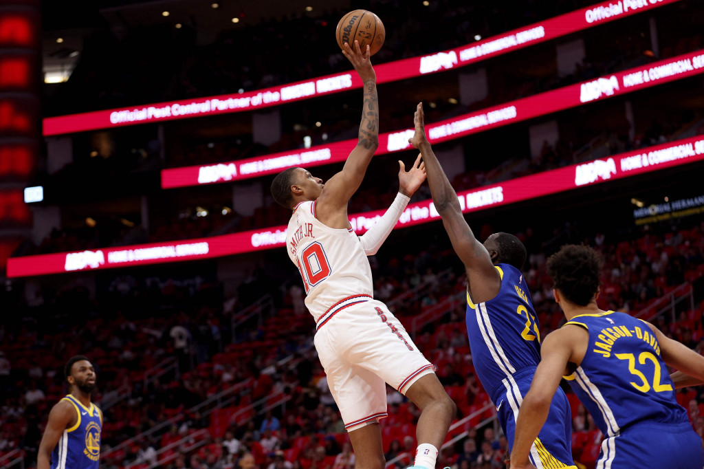 Jabari Smith Jr. menyumbang 24 poin untuk memimpin Rockets yang kalah di laga ketiga berturut-turut setelah sebelumnya memenangkan 11 laga beruntun. Pemain rookie Rockets Cam Whitmore yang memulai laga dari bangku cadangan menambah 17 poin.