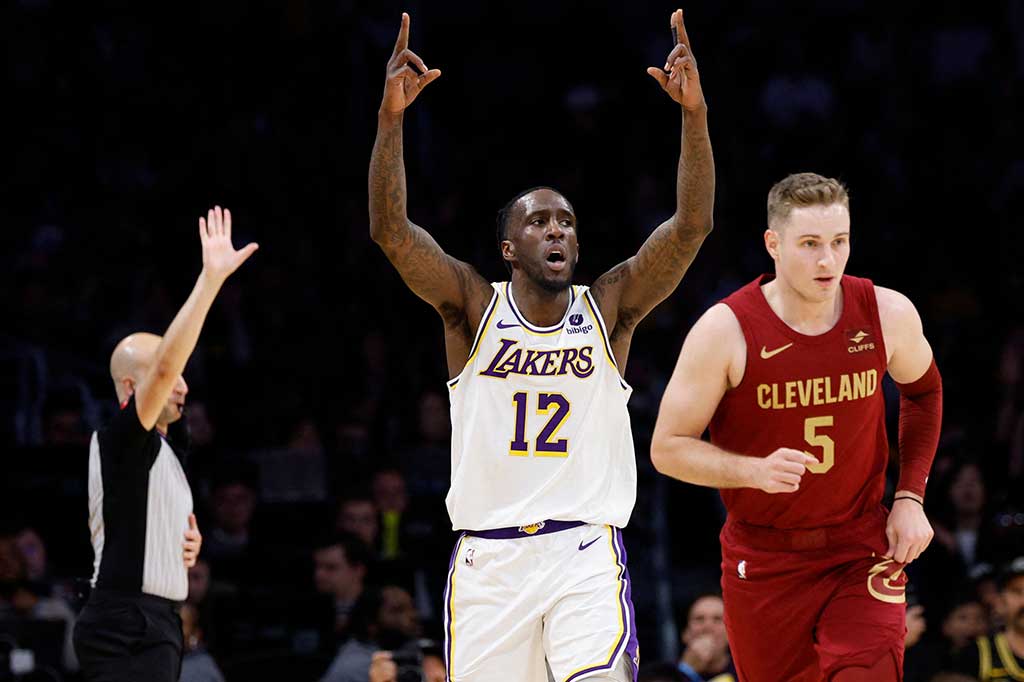 Los Angeles Lakers mengalahkan Cleveland Cavaliers dengan skor akhir 116-97 dalam laga di Crypto.com Arena Los Angeles California, Minggu, 7 April 2024 WIB, sekaligus meraih empat kemenangan beruntun.