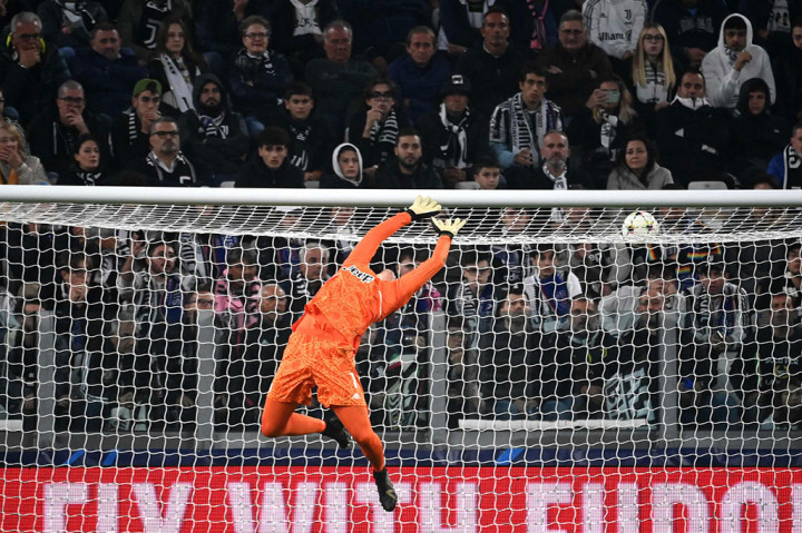 Pada babak kedua, Fiorentina lebih banyak menguasai bola dan lebih banyak mengancam. Namun ketangguhan kiper Juve Wojciech Szczesny berhasil menggagalkan peluang demi peluang yang didapat tim tamu. Tak ada gol tambahan hingga laga usai.