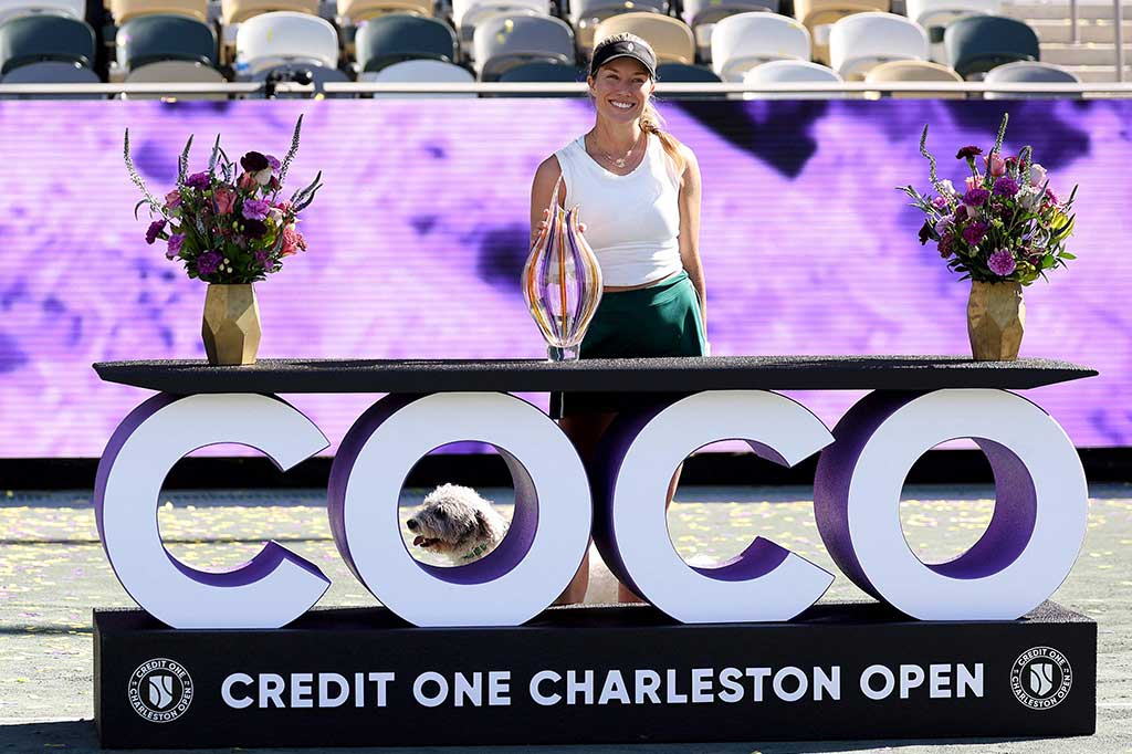 Dengan 13 kemenangan berturut-turut, rekor Collins saat ini menjadi rekor kemenangan beruntun terpanjang dalam kariernya. Rekor pribadi barunya itu melampaui 12 kemenangan beruntunnya pada 2021, yang juga mencakup dua gelar berturut-turut (meskipun tidak dalam beberapa minggu berturut-turut) di jenis permukaan lapangan yang berbeda.