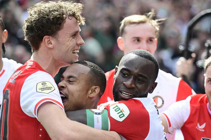 Feyenoord menggilas Ajax Amsterdam setengah lusin gol tanpa balas, 6-0, dalam derbi 'Klassieker' pada pertandingan lanjutan pekan ke-29 Liga Belanda di Stadion De Kuip, Rotterdam, Minggu, 7 April 2024 malam WIB.