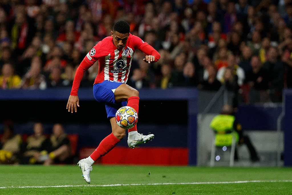 Gelombang serangan Atletico kembali membuahkan hasil pada menit ke-32. Kali ini giliran Samuel Lino yang menggetarkan gawang Dortmund memanfaatkan umpan Antoine Griezmann.