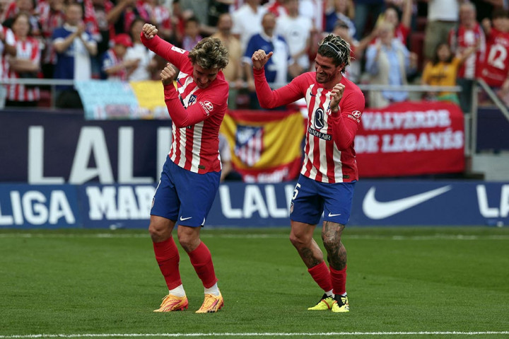 Atletico memperlebar keunggulannya pada menit ke-50. Griezmann berhasil bereaksi paling cepat untuk menyambar bola liar hasil sepakan Correa.