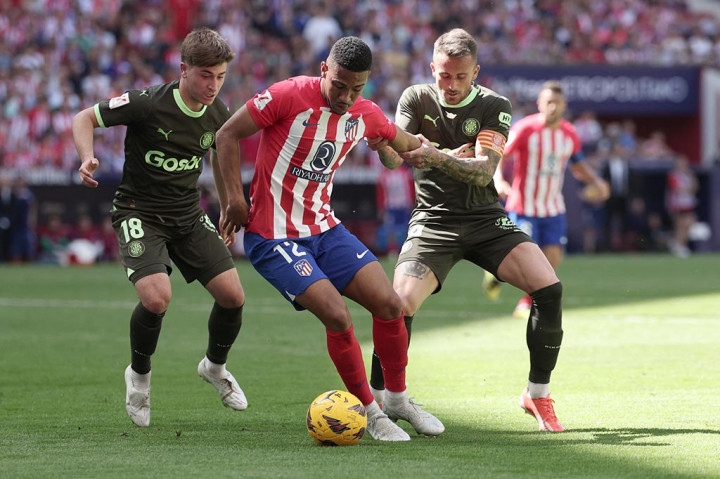 Atletico Madrid mengamankan poin penuh ketika menjamu Girona dalam lanjutan La Liga yang digelar Sabtu, 13 April 2024. Atletico menang 3-1 atas Girona.