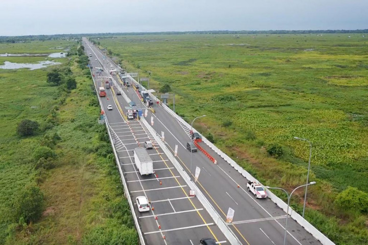 Memasuki Arus Balik Lebaran tahun 2024, PT Hutama Karya (Persero) mencatat Volume Lalu (VLL) yang melintasi Jalan Tol Trans Sumatra (JTTS) pada periode H+3 dan H+4 Lebaran atau tanggal 12-13 April sebanyak 140.591 kendaraan, dengan peningkatan signifikan sekitar 113,95% dari VLL normal. Peningkatan ini mencerminkan mulai terjadinya mobilitas dan kegiatan perjalanan arus Balik Lebaran di JTTS.