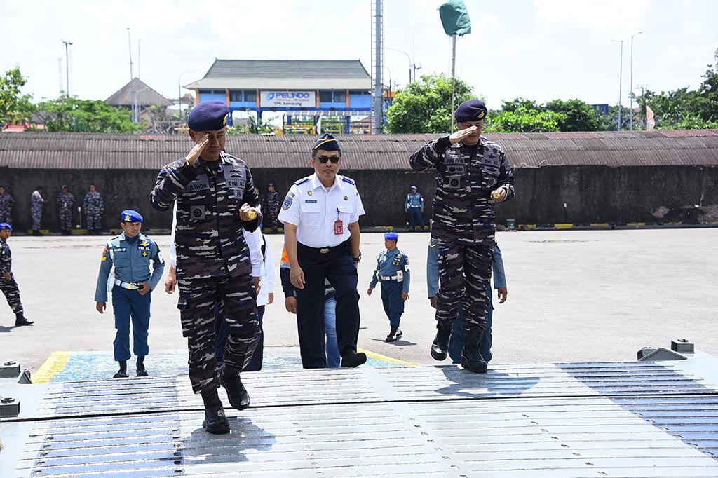KRI BAC-593 tiba di Semarang pada hari Minggu, 14 April 2024 dan akan berangkat kembali membawa pemudik dari Semarang dan akan tiba di Dermaga Kolinlamil Tanjung Priok Jakarta Utara pada Senin, 15 April 2024. 