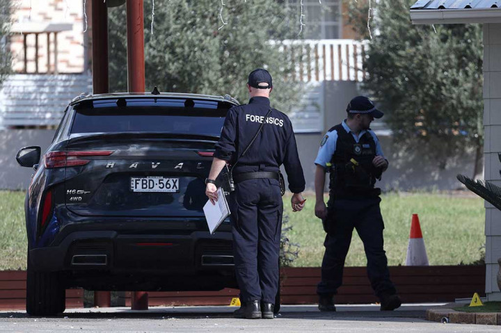 Walikota Fairfield, Frank Carbone mengatakan kepada wartawan bahwa dia yakin uskup akan baik-baik saja. Keempat korban dirawat karena luka bacok, sementara seorang pria berusia lima puluhan telah dibawa ke Rumah Sakit Liverpool. Luka yang dialami para korban disebutkan tidak mengancam nyawa.