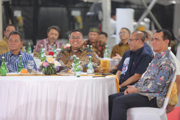 Ketua Badan Pengawas Pemilu (Bawaslu) RI Rahmat Bagja memohon maaf kepada masyarakat terhadap kesalahan yang telah dilakukan selama kepemimpinan dirinya sebagai Ketua, termasuk anggota lembaganya.