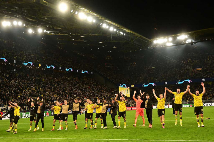 Borussia Dortmund melaju ke babak semifinal Liga Champions setelah menaklukkan Atletico Madrid dengan skor 4-2 pada leg kedua perempat final di Stadion Signal Iduna Park, Dortmund, Rabu, 17 April 2024 dini hari WIB.