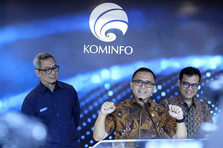 Dia mengatakan skema pemindahan ASN ke IKN dilakukan secara bertahap sesuai dengan penapisan kelembagaan dan ketersediaan hunian tersebut. Menurutnya di tahun 2024 ini ada sebanyak 47 tower atau menara apartemen yang disiapkan untuk ASN.