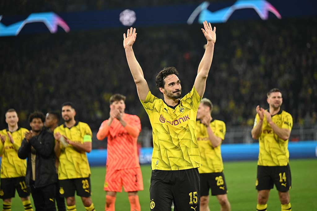 Hummels kini juga tercatat sebagai pemain yang paling sering mengantarkan Dortmund menuju babak final dengan catatan enam kali di semua kompetisi.