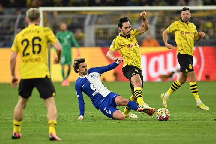 Beruntung tim asuhan Edin Terzic tersebut mampu memenangkan pertandingan dengan agregat 5-4 dan mengunci tiket ke babak semifinal.