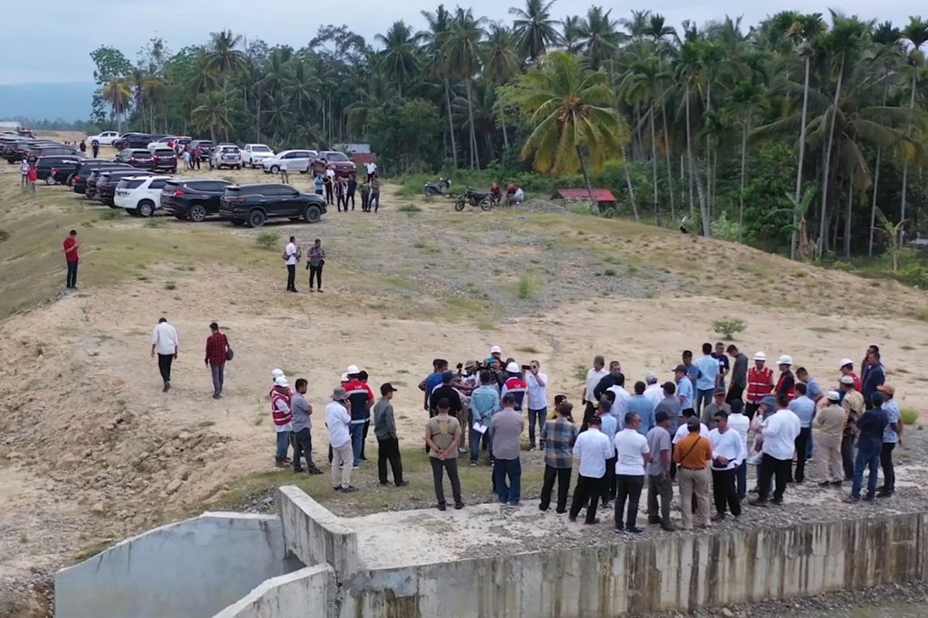Presiden Joko Widodo mengubah beberapa ketentuan dalam Peraturan Presiden (Perpres) Nomor 100 Tahun 2014 tentang Percepatan Pembangunan Jalan Tol di Sumatera. Ruas jalan Tol Sigli dan Langsa lanjut pembangunan tahap III.