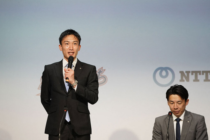 Dia kalah di babak pembuka Olimpiade Tokyo 2021 dan terhenti pada rintangan pertama di empat dari lima turnamen pertama yang dia ikuti pada tahun berikutnya.

Dia juga terhambat oleh cedera dan melihat peringkat dunianya anjlok ketika mantan rivalnya Viktor Axelsen membuktikan dirinya sebagai pemain top bulutangkis.