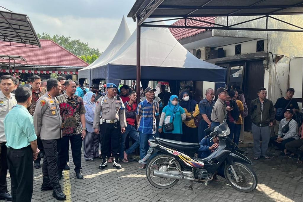 Arahan yang disampaikan adalah agar petugas di Samsat tetap semangat memberi pelayanan optimal bagi masyarakat. Terutama usai menjalani masa cuti libur Lebaran. Kapolresta juga mengingatkan anggota yang berdinas di Samsat untuk tidak melakukan pelanggaran.