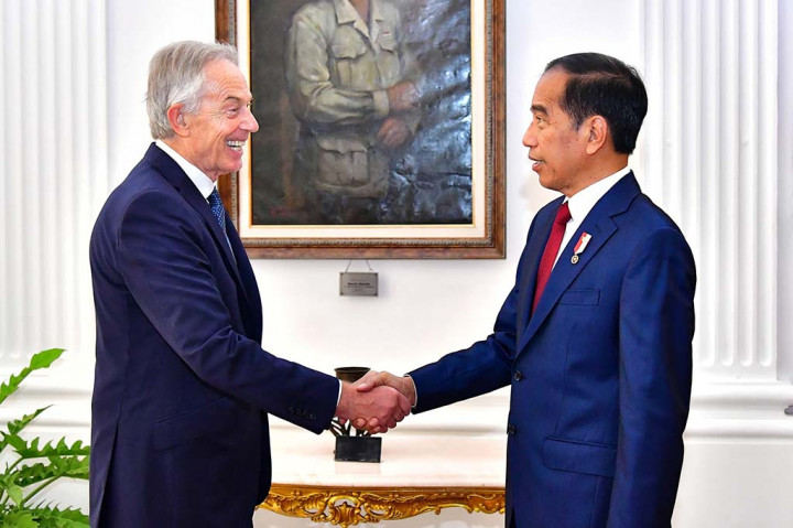 Di sisi transformasi digital, MenPAN RB Abdullah Azwar Annas mengungkapkan bahwa Indonesia tengah berupaya keras untuk mempercepat transformasi digital di sektor birokrasi. Untuk itu, pihaknya bekerja sama dengan Tony Blair Institute serta melakukan studi ke negara-negara yang telah maju dalam transformasi digital seperti Inggris dan Estonia.