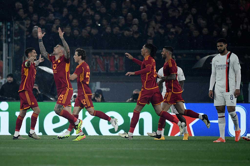 Di leg kedua, Roma unggul dua gol lebih dahulu.  Gol pembuka Roma terjadi pada menit ke-12. Bermula dari tembakan keras Pellegrini yang membentur tiang, bola rebound mengarah ke Gianluca Mancini yang kemudian menceploskan ke gawang. Roma 1-0 Milan.