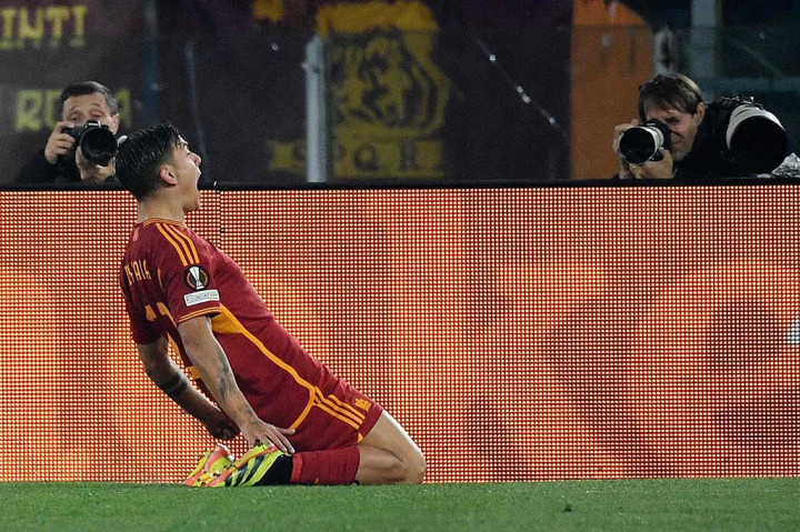 Pada menit ke-22, Roma mencetak gol kedua melalui kaki Dybala. Berawal dari umpan tarik Lukaku di sisi kanan, bola diterima Dybala di area terbuka sebelum melepaskan tendangan melengkung ke tiang jauh. Skor menjadi 2-0.