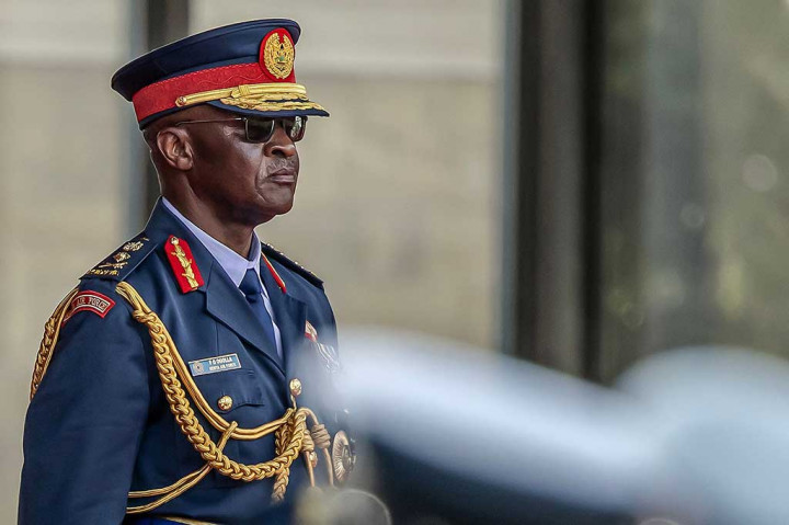 Kepala pertahanan Kenya dan sembilan perwira senior lainnya tewas dalam kecelakaan helikopter militer di daerah terpencil di negara itu, Kamis, 18 April 2024.