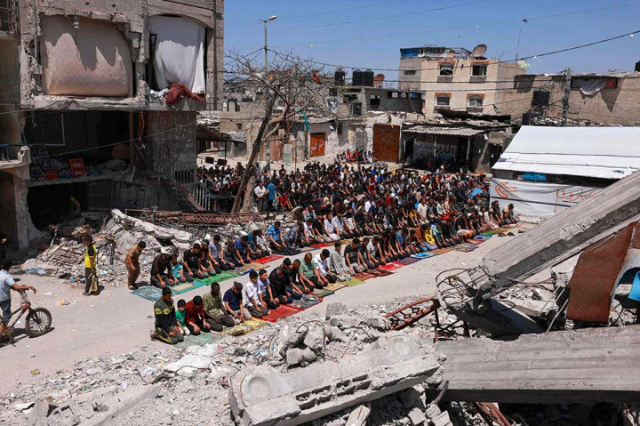 Tentara Israel merusak 297 masjid di Gaza, 229 di antaranya rusak total, sementara mereka juga menargetkan tiga gereja hingga hancur.