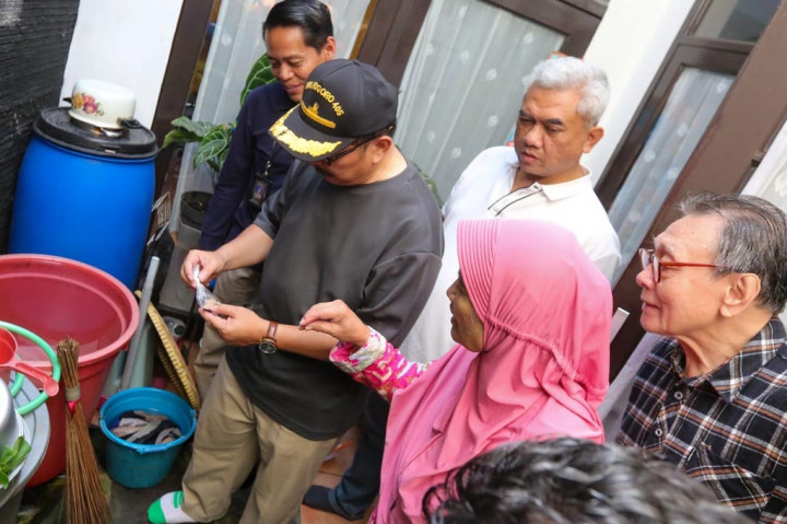 Dari 2.882 kasus demam berdarah dengue (DBD) yang ditemukan di Kota Bandung Jawa Barat (Jabar), hingga minggu terakhir April 2024. 11 orang diantaranya diyantakan meninggal dunia, akibat gigitan nyamuk aedes aegypti yang mematikan ini.