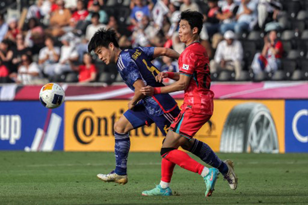 Tertinggal satu gol, Jepang berusaha untuk mencari gol penyeimbang, namun hingga peluit panjang dibunyikan skor 1-0 untuk skuad asuhan Hwang Sun-hong tetap bertahan.