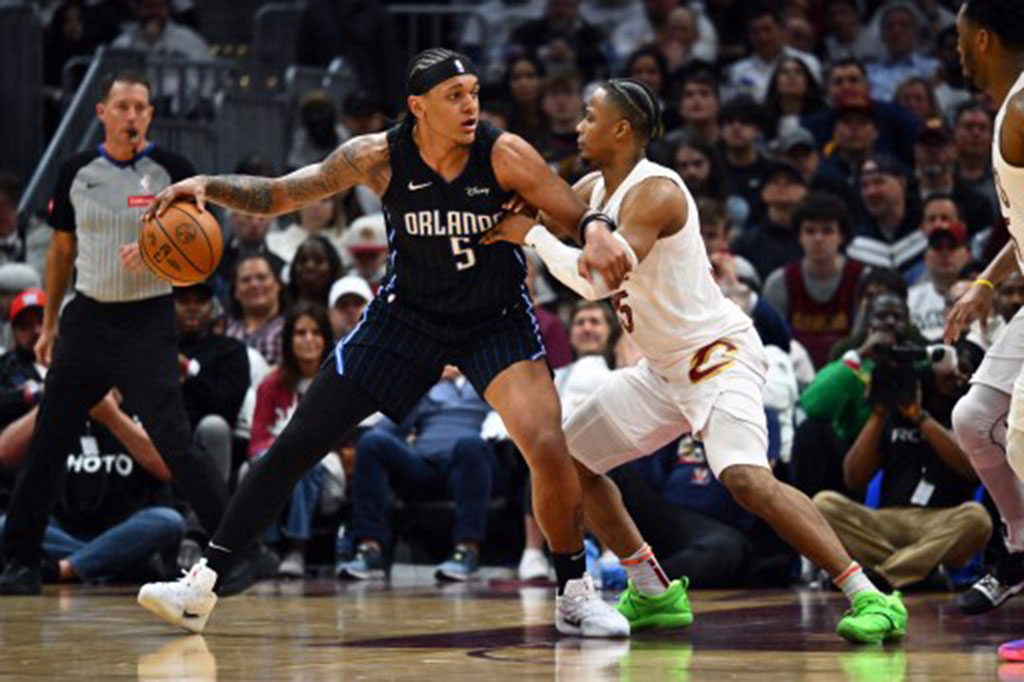 Paolo Banchero mencetak 21 poin dan Franz Wagner 18 poin untuk Magic, yang hanya bisa memenangkan satu seri playoff dalam 13 laga ketika kalah pada seri pembuka. Magic kini berada di ujung tanduk.