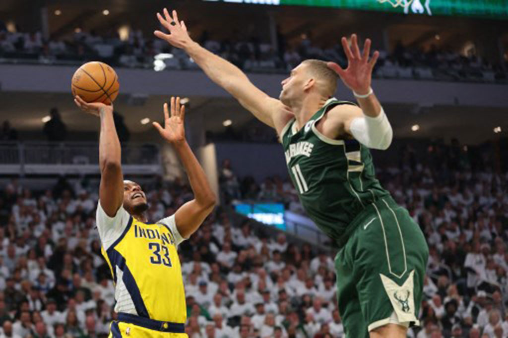 Myles Turner mencetak 22 poin, dan Andrew Nembhard menambahkan 20 untuk Pacers. Tyrese Haliburton juga turut menyumbang 12 poin dan 12 assist.