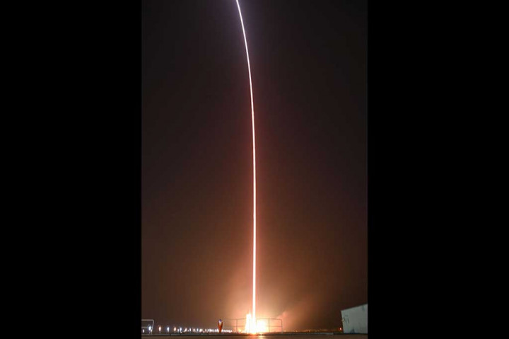 Ini adalah misi terbaru dalam program luar angkasa Beijing yang bertujuan mengirim astronaut ke Bulan pada 2030.