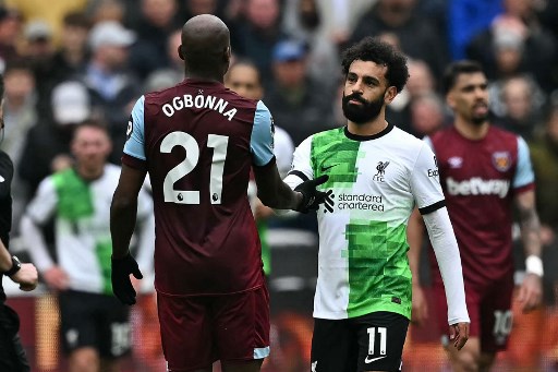 Liverpool hanya memetik satu poin setelah ditahan imbang 2-2 oleh West Ham 2-2 di Stadion Olimpiade London pada Sabtu, 27 April 2024 malam WIB.