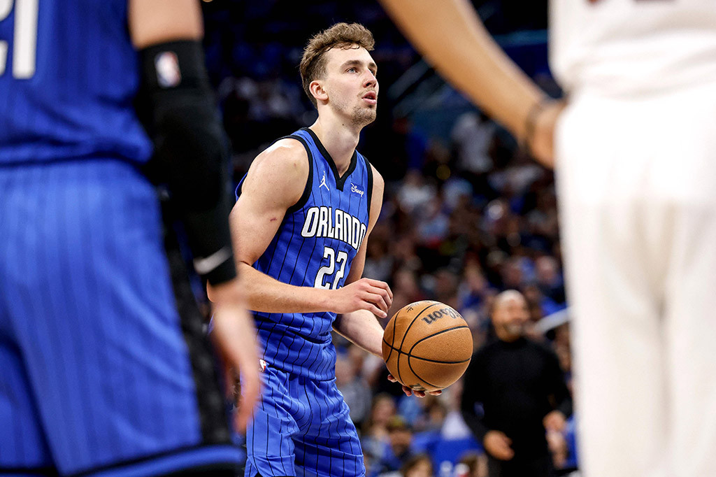 Franz Wagner menjadi pahlawan bagi Magic karena berhasil mengungguli Cleveland sendirian pada kuarter ketiga, membalikkan keunggulan dan Magic bertahan hingga laga usai.