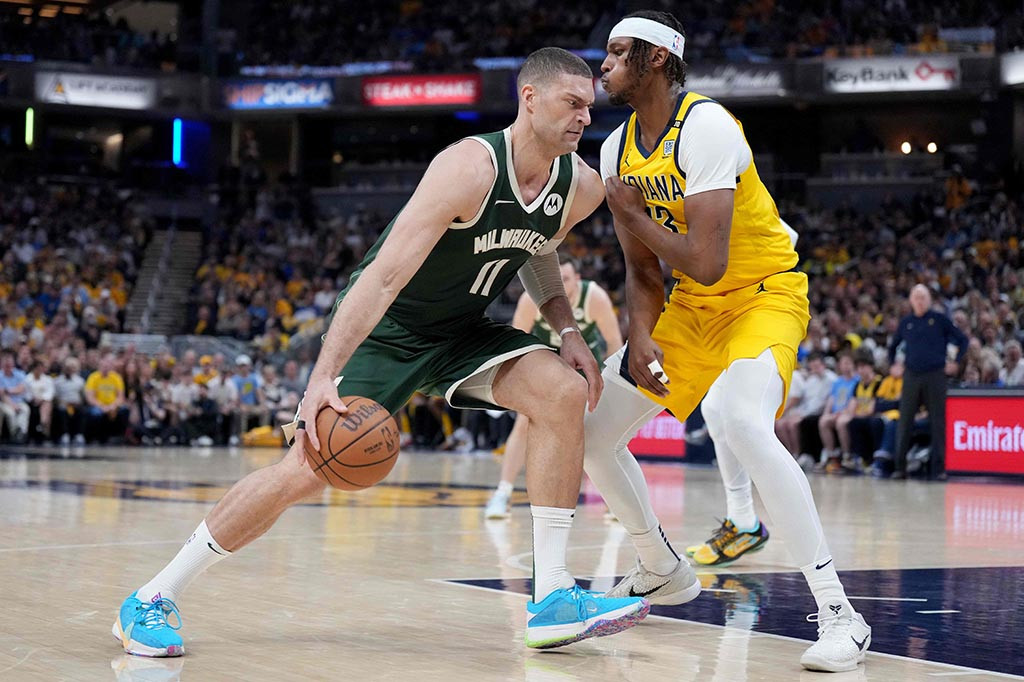 Berdasarkan statistik pertandingan yang dikutip dari laman resmi NBA, Myles Turner mencetak 29 poin, Tyrese Haliburton menambahkan 24 poin, dan Indiana Pacers membuat rekor 22 lemparan tiga angka, terbanyak yang pernah dibuat sepanjang sejarah tim di babak playoff.