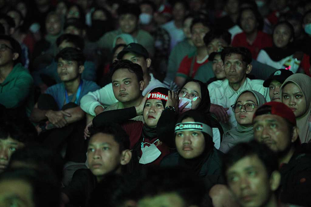 Gol kedua Uzbekistan tercipta setelah kiper Ernando gagal menangkap bola tendangan bebas Uzbekistan. Bola pantul disambut sundulan Abdukodir Khusanov kemudian mengenai tiang gawang. Upaya Pratama Arhan dan Ernando justru membuat bola masuk ke gawang Indonesia.