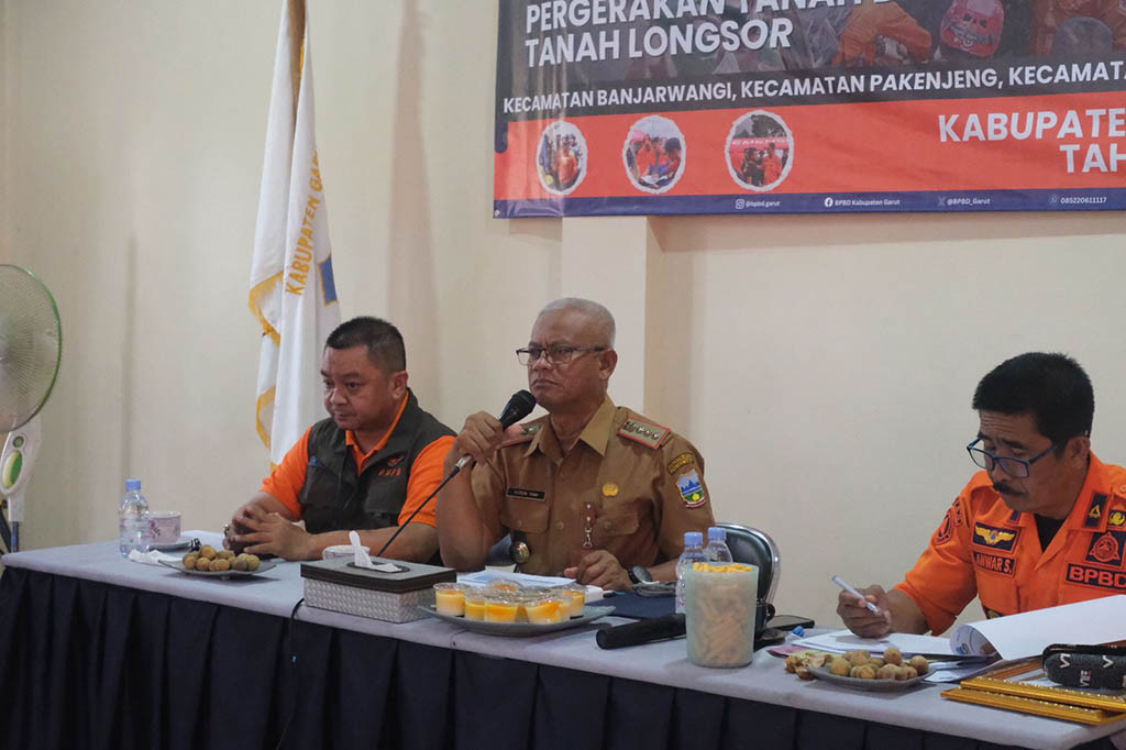 Gempa bumi berkekuatan magnitudo 6,2 yang mengguncang pesisir pantai Kabupaten Garut, Jawa Barat, Sabtu, 27 April 2024 sekitar pukul 23.29 WIB malam menyebabkan kerusakan ringan, sedang dan berat kembali bertambah. Tercatat 245 rumah, 2 fasilitas infrastruktur rusak sedang dan 21 rusak ringan berada di 63 Desa, 4 Kelurahan tersebar di 26 Kecamatan.