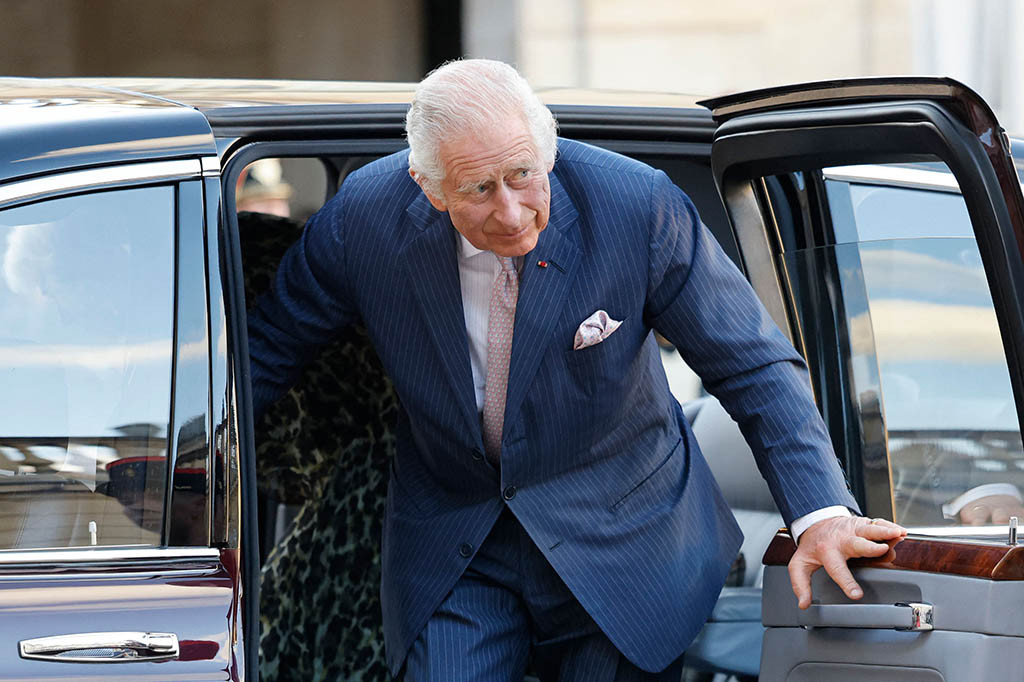 Charles, 75, menangguhkan tugas-tugas publik pada bulan Februari setelah kanker ditemukan ketika dia dirawat karena pembesaran prostat pada bulan sebelumnya.