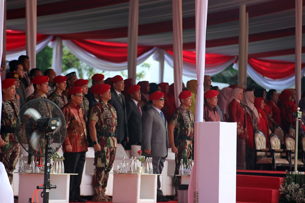 Hadir dalam Upacara HUT ke-72 Kopassus di antaranya Presiden RI Terpilih Periode 2024-2029, Jenderal (Purn) Prabowo Subianto, Menko Maritim dan Investasi Luhut Binsar Panjaitan, Menteri Kesehatan Budi Gunadi Sadikin, Kapolri Jenderal Listyo Sigit Prabowo, Kepala Staf Angkatan Darat Jenderal Maruli Simanjuntak, dan para Danjen Kopassus dari masa ke masa, serta para sesepuh Baret Merah. 
