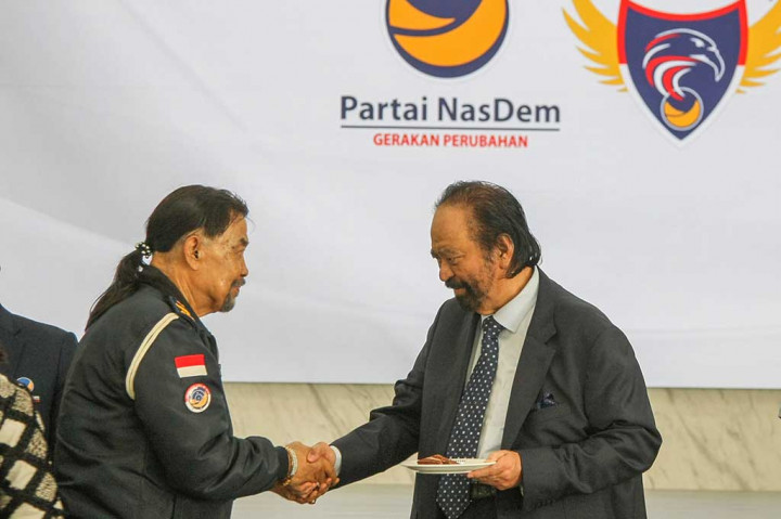 Selain itu, momentum HUT ketujuh ini disebut harus dijadikan evaluasi untuk memperbaiki kekurangan agar mencapai suatu perbaikan yang cukup berarti. Surya Paloh juga mengatakan bahwa ABN NasDem harus terus dipertahankan.