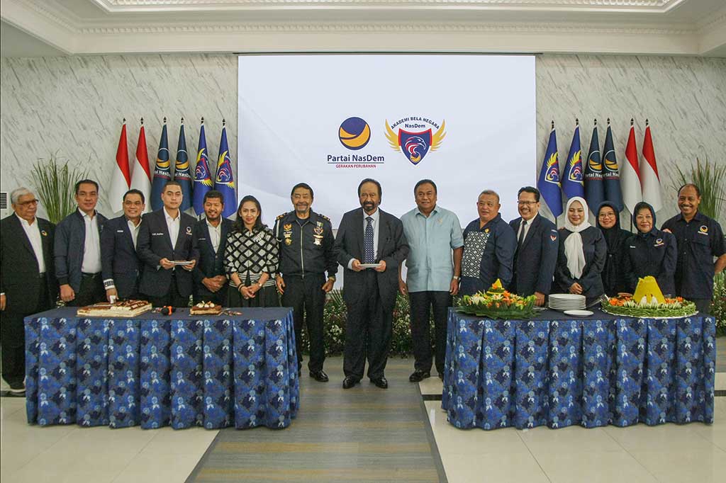 Syukuran Hari Ulang Tahun ke-7 ABN NasDem turut dihadiri sejumlah fungsionaris Partai NasDem. Yakni, Sekretaris Jenderal (Sekjen) Partai NasDem Hermawi Taslim, Ketua Fraksi NasDem di DPR Roberth Rouw, dan Ketua DPW Partai NasDem DKI Jakarta Wibi Andrino.