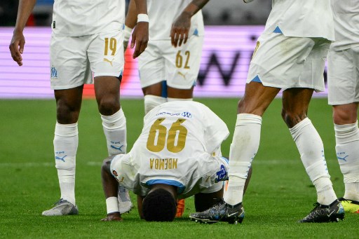 Sembilan menit kemudian tepatnya pada menit ke-20, Marseille menyamakan kedudukan. Menerima umpan Geoffrey Kondogbia, Chancel Mbemba melepaskan tembakan keras dari depan kotak penalti. Bola sempat membentur tiang sebelum masuk gawang. Skor 1-1 menutup babak pertama. 