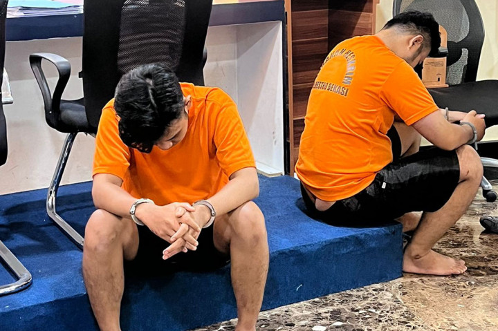 Wira menjelaskan tersangka dikenakan Pasal 339 KUHP dan atau Pasal 338 KUHP dan atau Pasal 365 ayat 3 KUHP dengan ancaman penjara kurungan maksimal 20 tahun. 